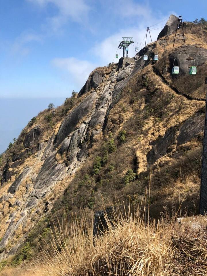 金铙山,门票不贵,福建省第一高峰,风景秀丽,不过从大门进去到-建宁