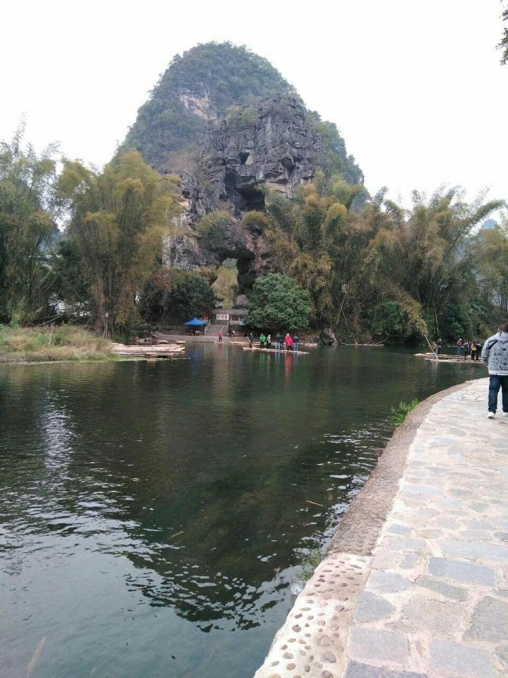 阳朔大榕树景区的景点门票倒是挺便宜的,在网上买还有