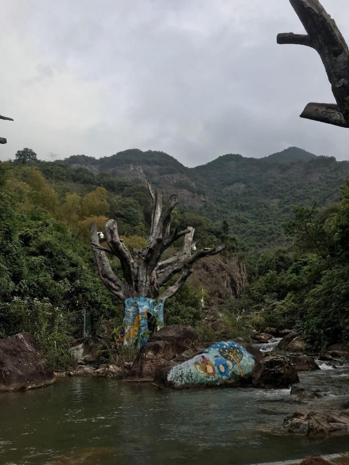 白水寨位于增城市(广州第三大城市)北部山区的派潭镇