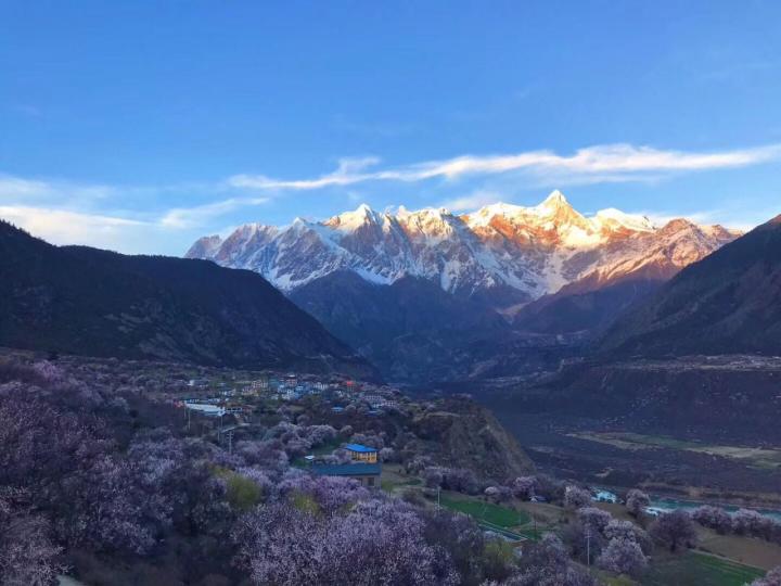 南迦巴瓦峰