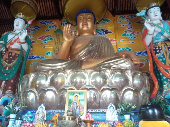 弥勒寺拥有大佛,大运,大雄,大智四
