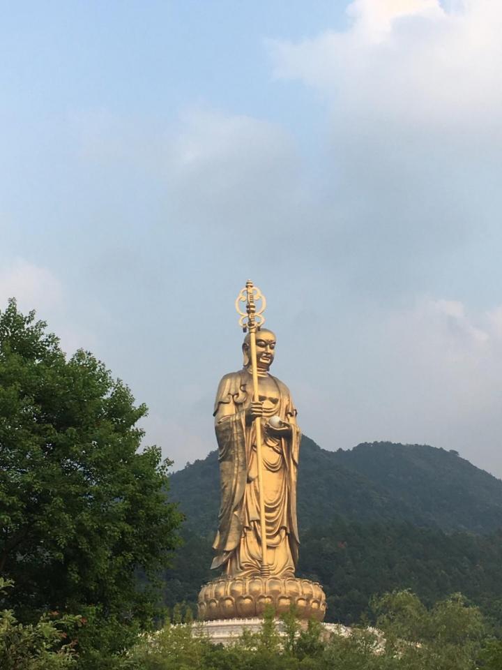 九华山